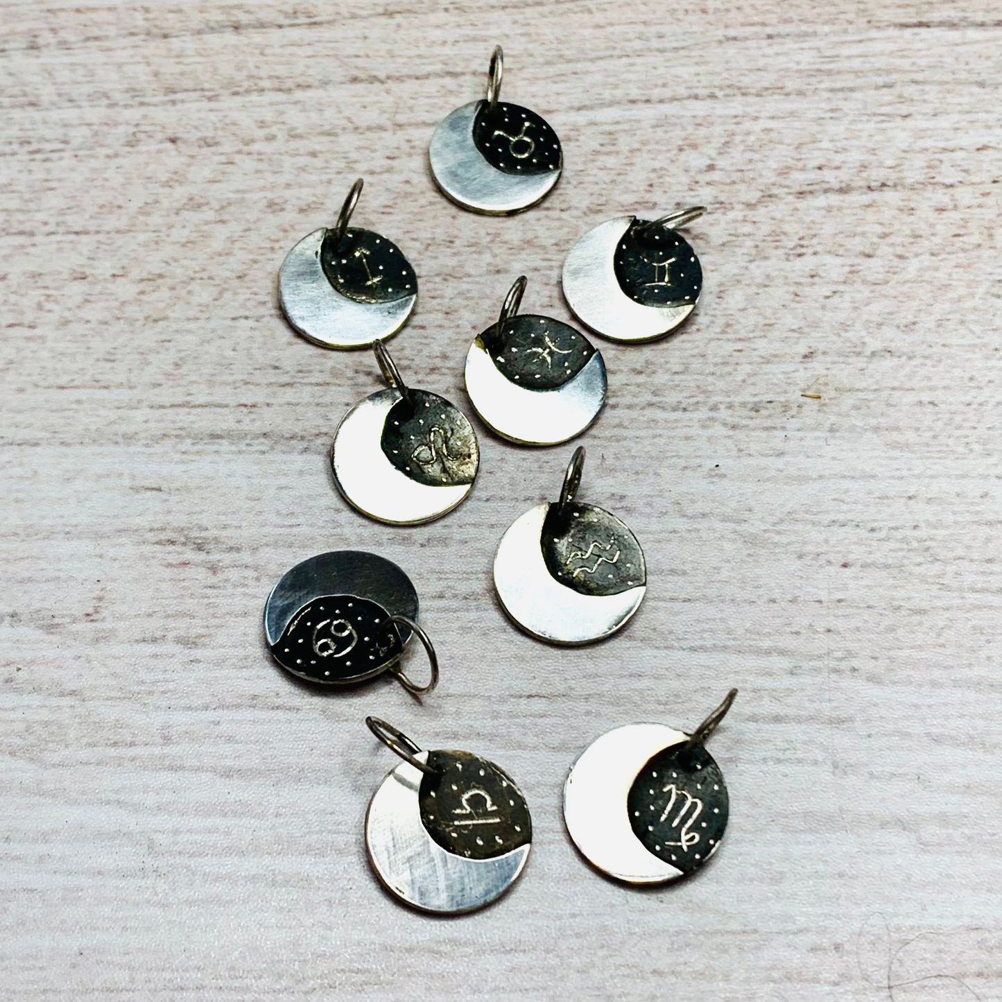 Lunas Zodiacales
