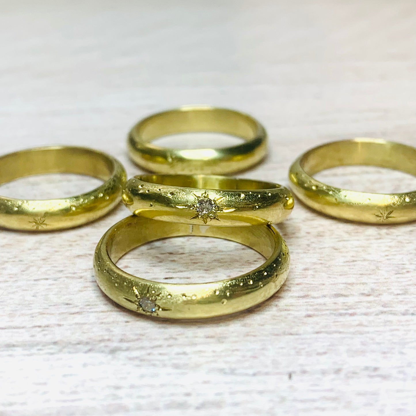 Anillo Noni