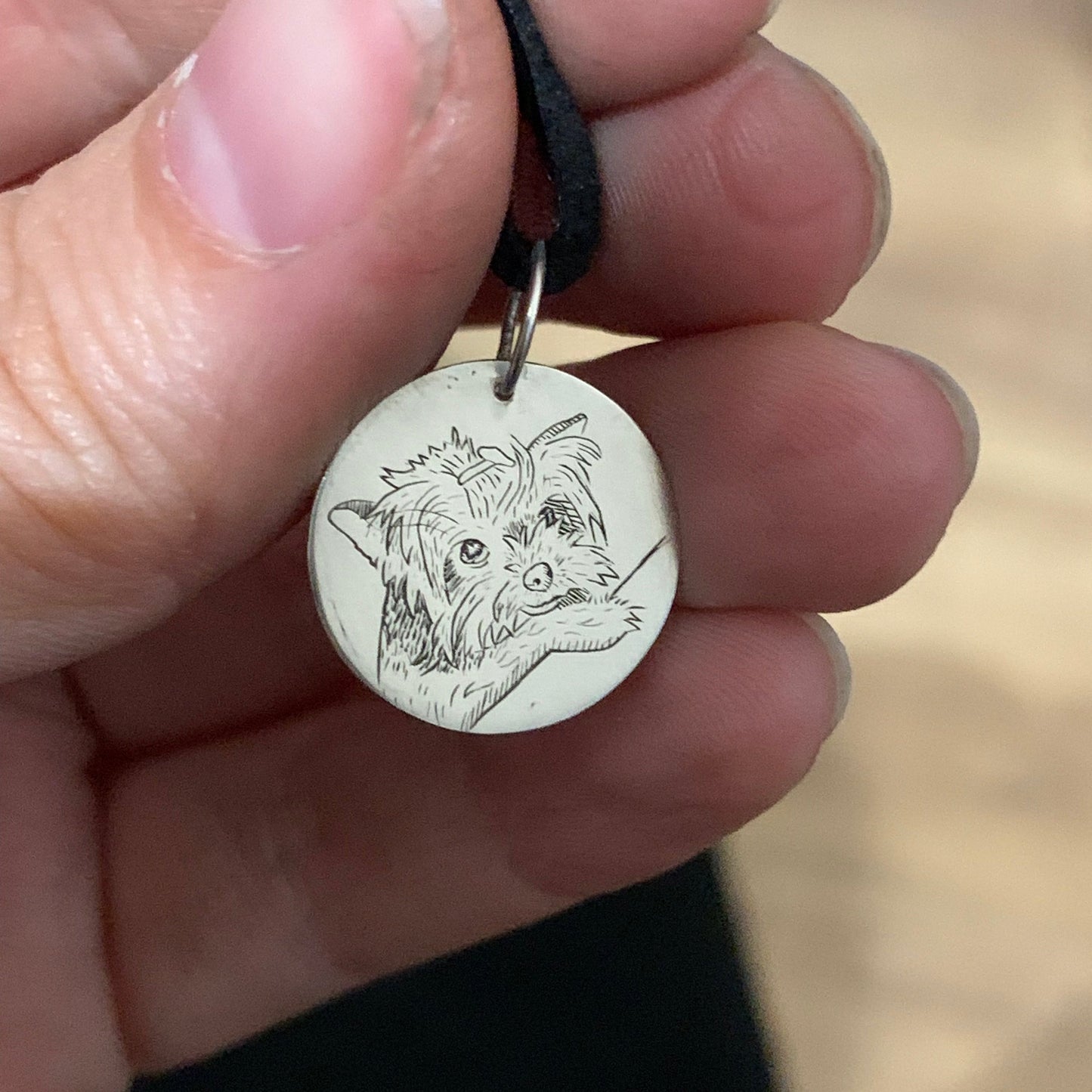 Collar con grabado personalizado